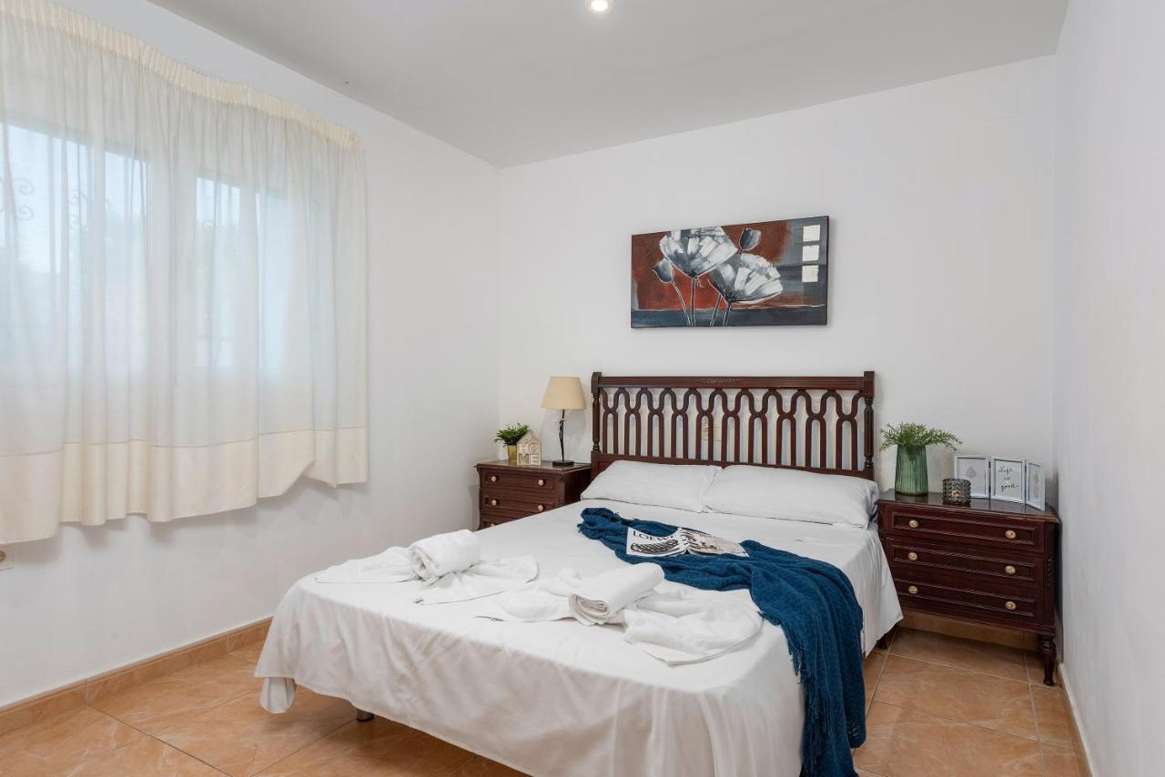 Villa Caleta - Plusholidays 卡尔佩 外观 照片