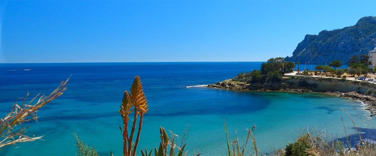 Villa Caleta - Plusholidays 卡尔佩 外观 照片